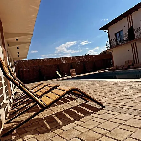 B'lek Sea * Două Mai