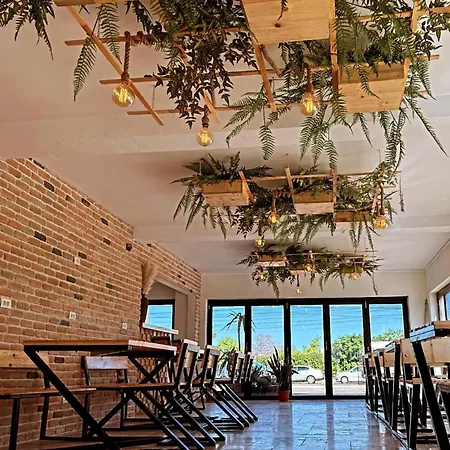 B'lek Sea * Două Mai