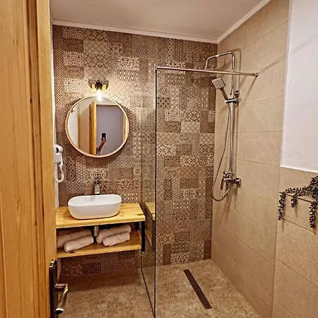 B'lek Sea * Două Mai